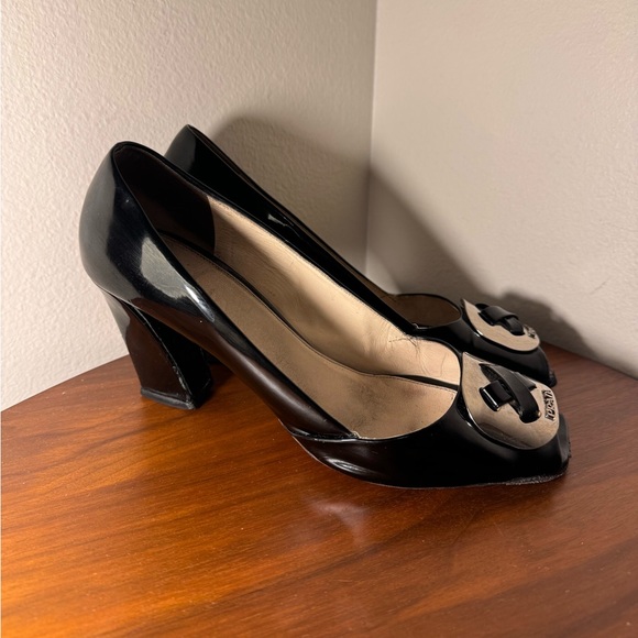 Prada Black Patent Leather Peep Toe Block Heel Pumps Size 40.5 - Picture 3 of 15